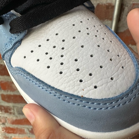 Jordan 1 Retro OG High University Blue - Picture 6 of 16
